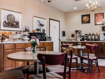 Lodge Econo &