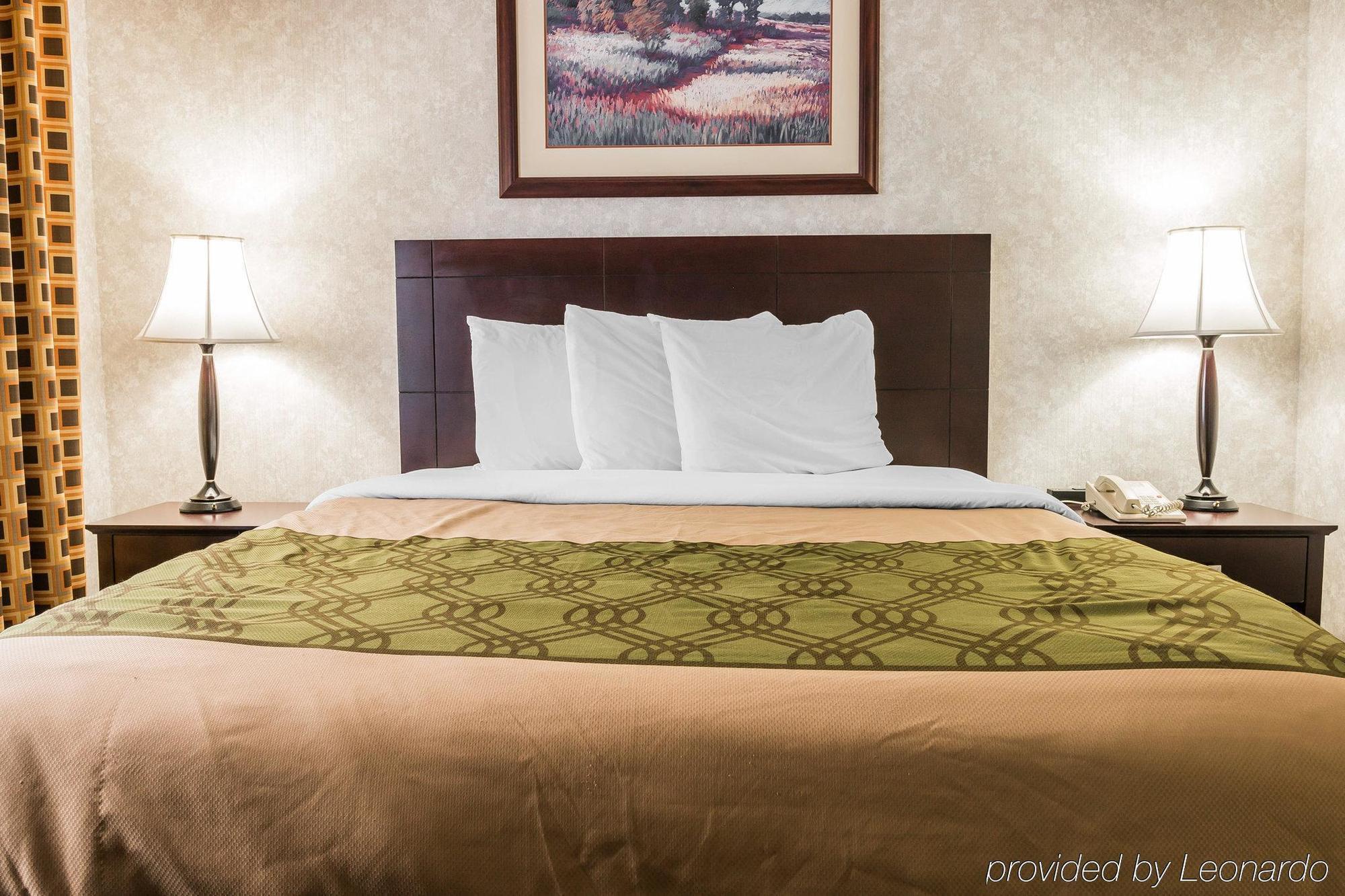 Econo & Lodge Cascade